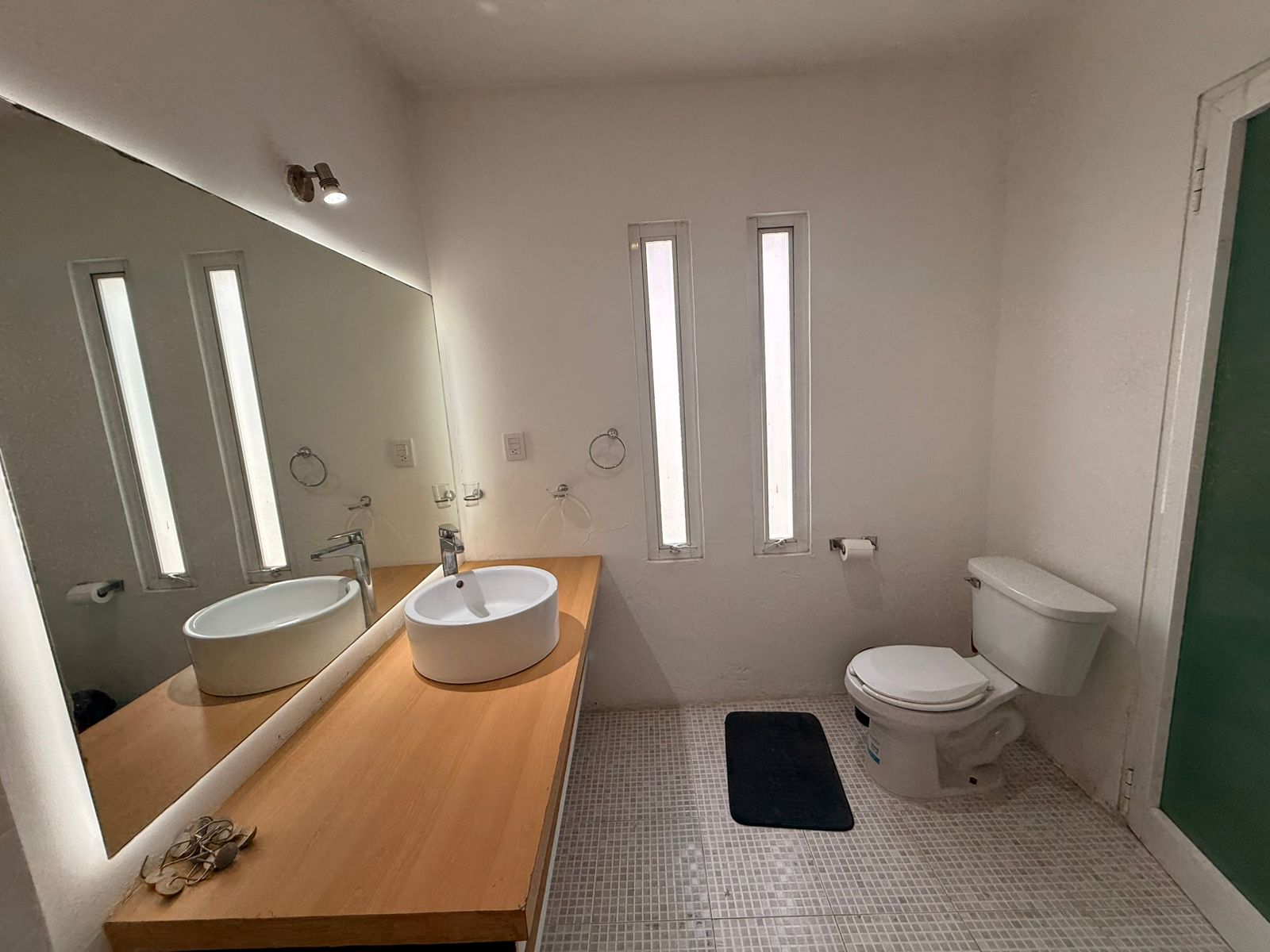 FURNISHED HOUSE IN GATED COMMUNITY NEAR COL. REFORMA OAXACA